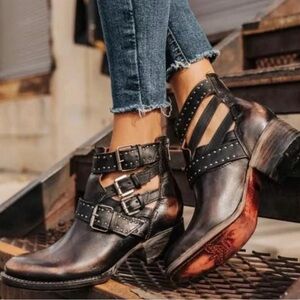 Freebird by Steven Distressed Black and Brown Boots